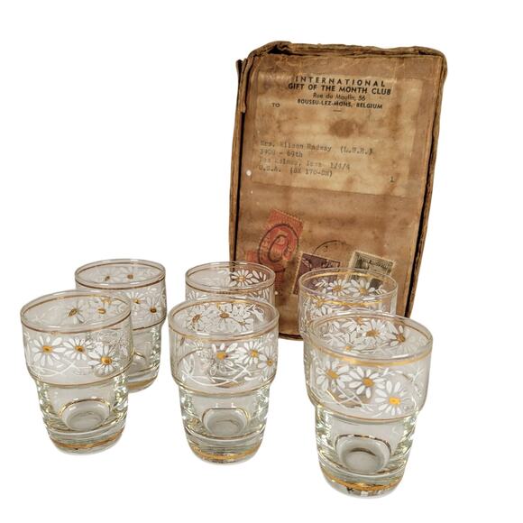 Shot Glasses Set of 6 Vintage International Gift of  Month Club Belgium 1950's - Picture 1 of 16